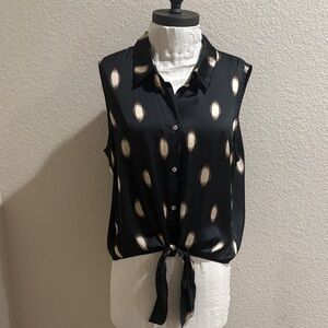 Vince Camuto Black and Cream Sleeveless Blouse